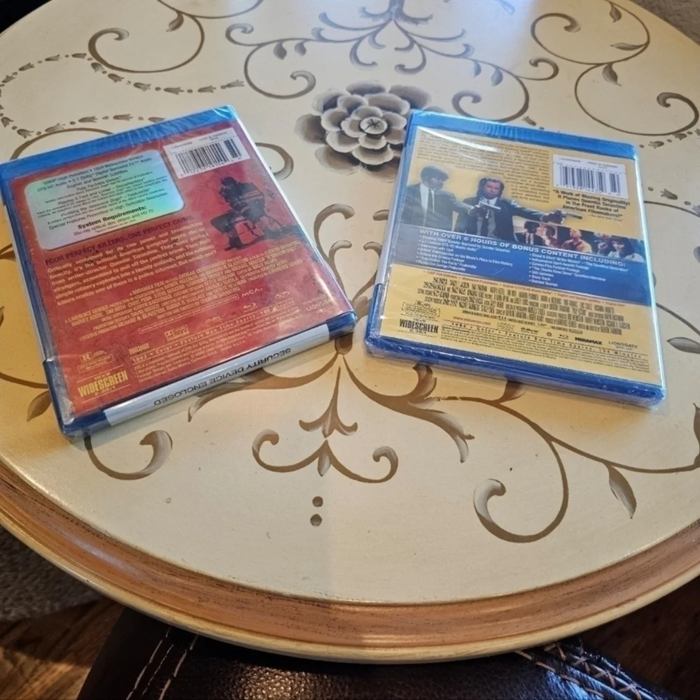 BLURAY NEW TARANTINO LOT OF 2 RESERVOIR DOGS & PULP FICTION - Picture 4 of 4